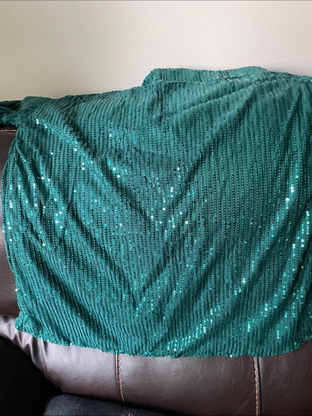 Green sequins top with long sleeves